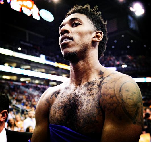 的稳定三角 的稳定三角